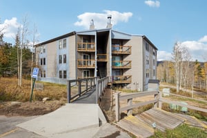 Ryan Gulch Rd apartment g205-S1110-001.jpg