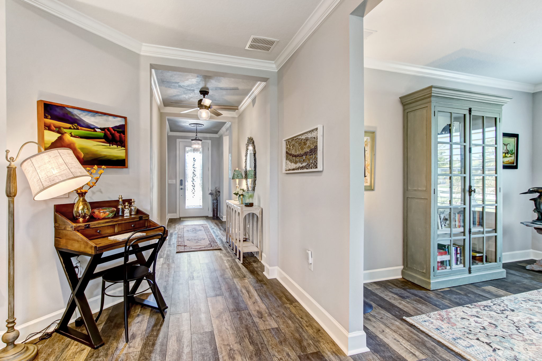 Foyer/Dining Room