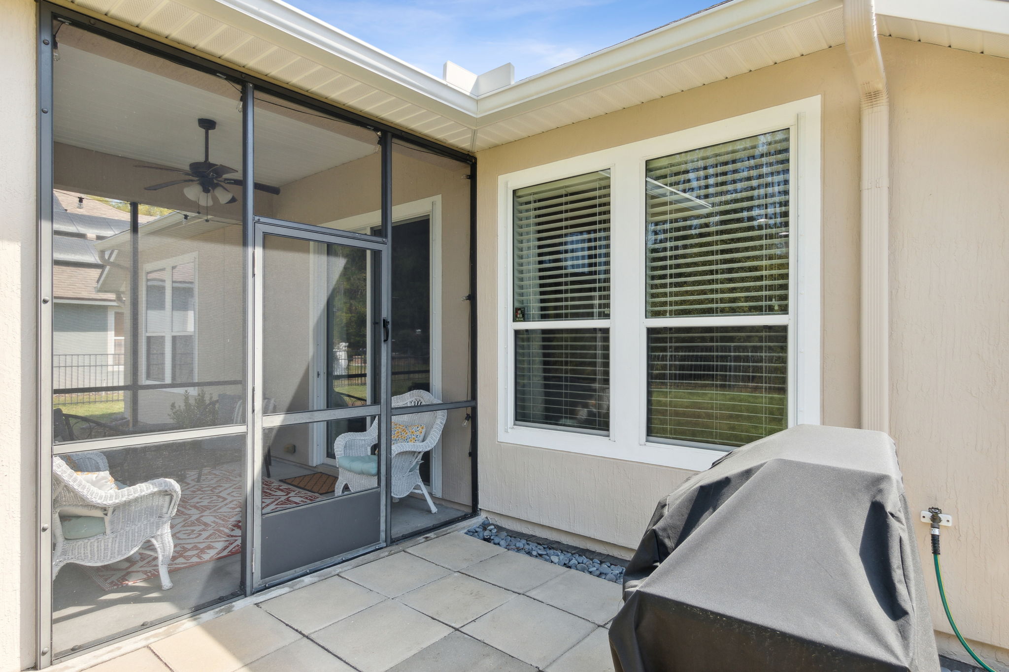 Screened-in Porch