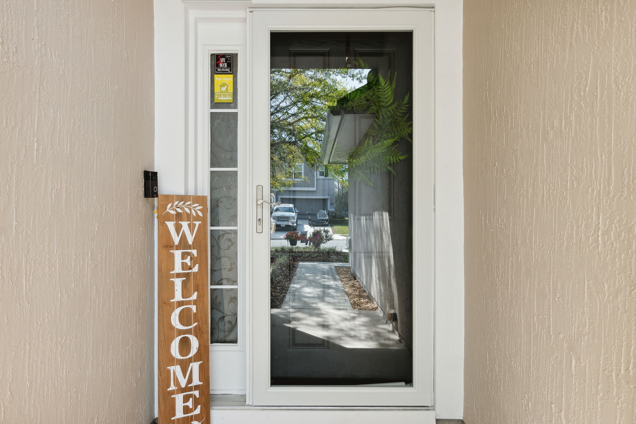 Front Entry Detail