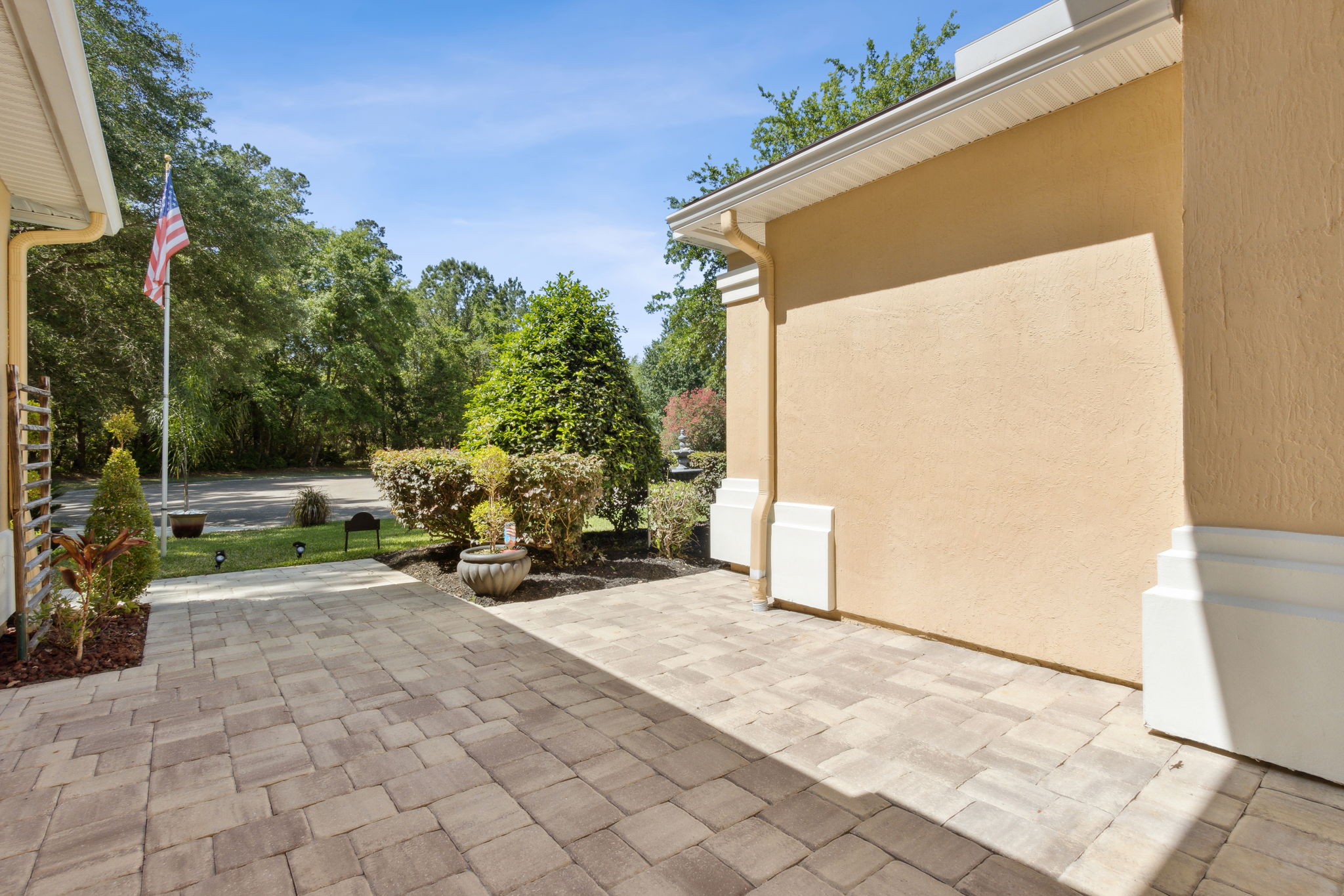 Front Entry Detail