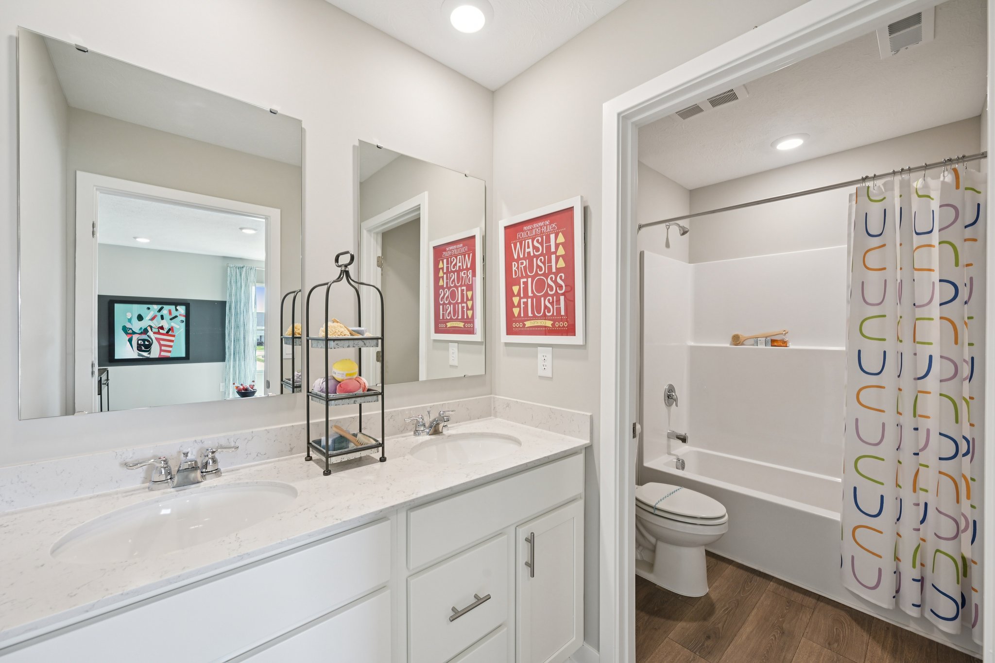 Hemingway Dr-S1303-032.jpg