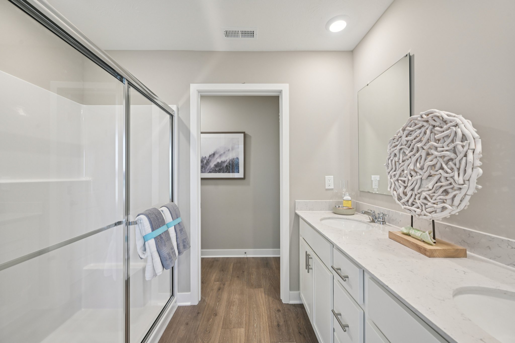 Hemingway Dr-S1303-034.jpg