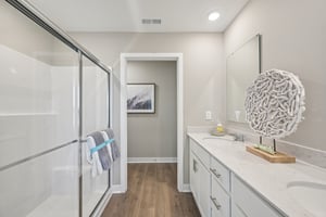 Hemingway Dr-S1303-034.jpg