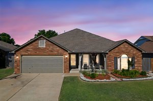 8508 N 102nd E Ave, Owasso, OK -53 day to dusk.jpeg