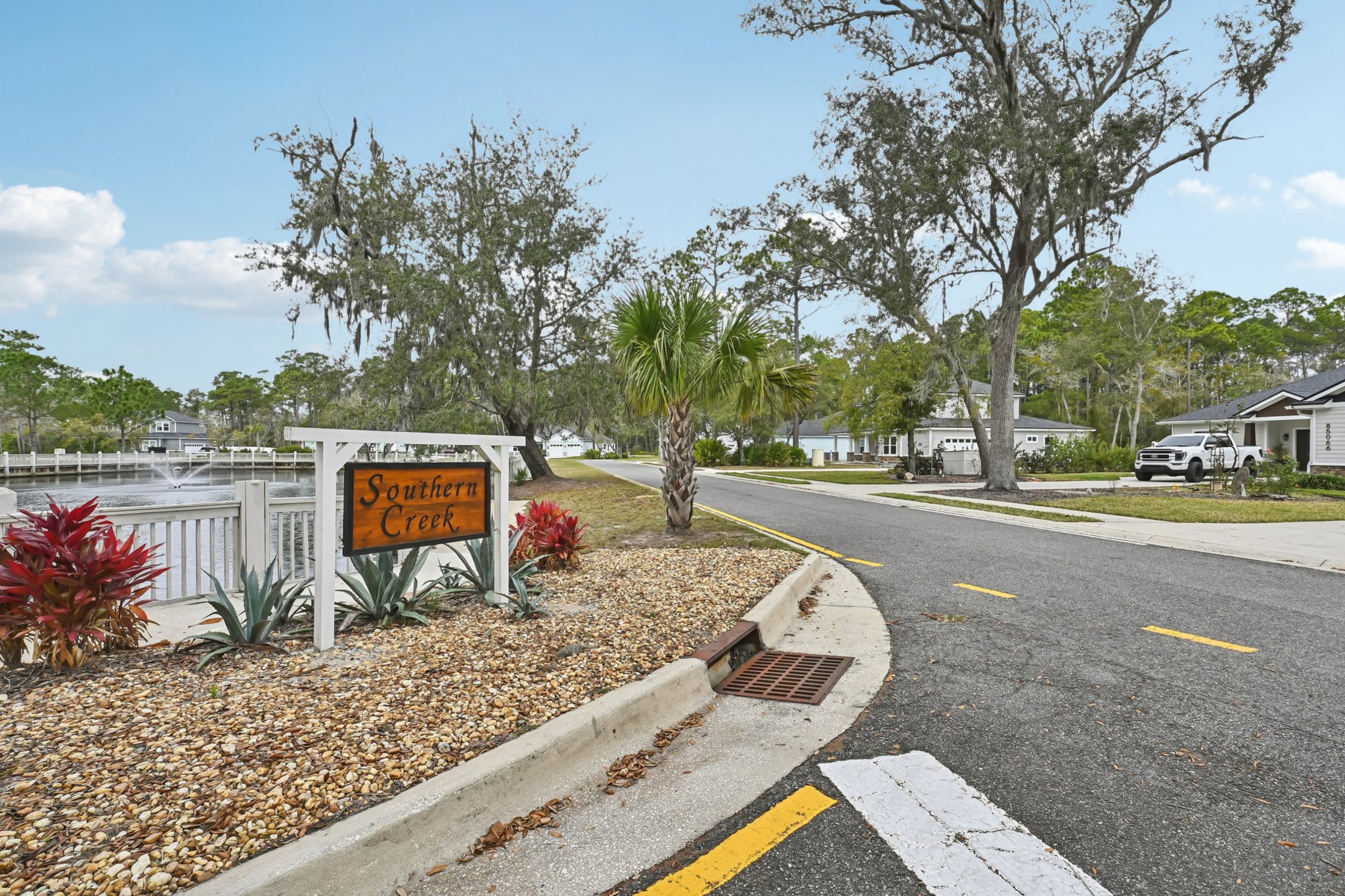 Southern Creek Blvd-S1301-001.jpg