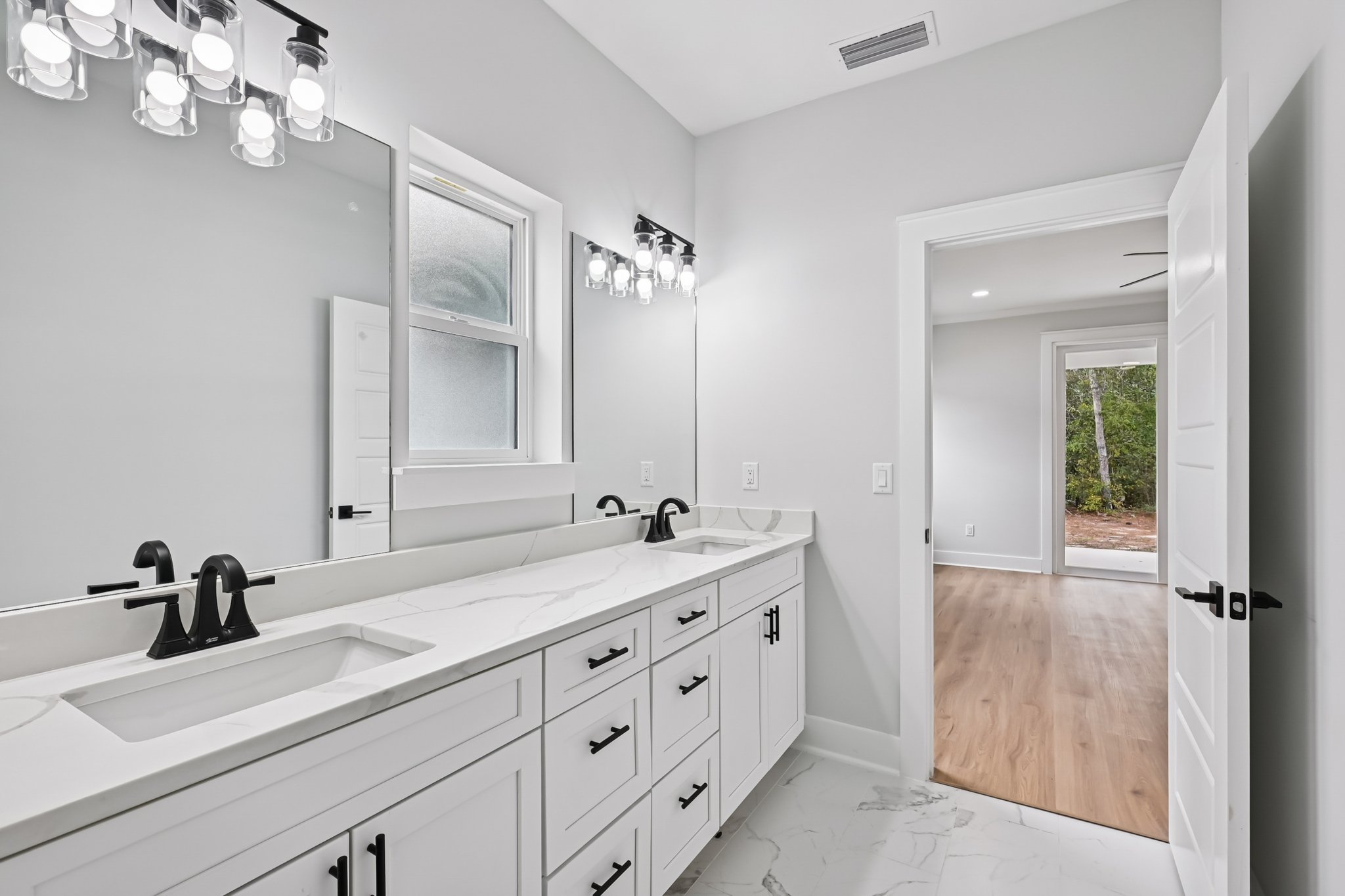 Southern Creek Blvd-S1301-025.jpg