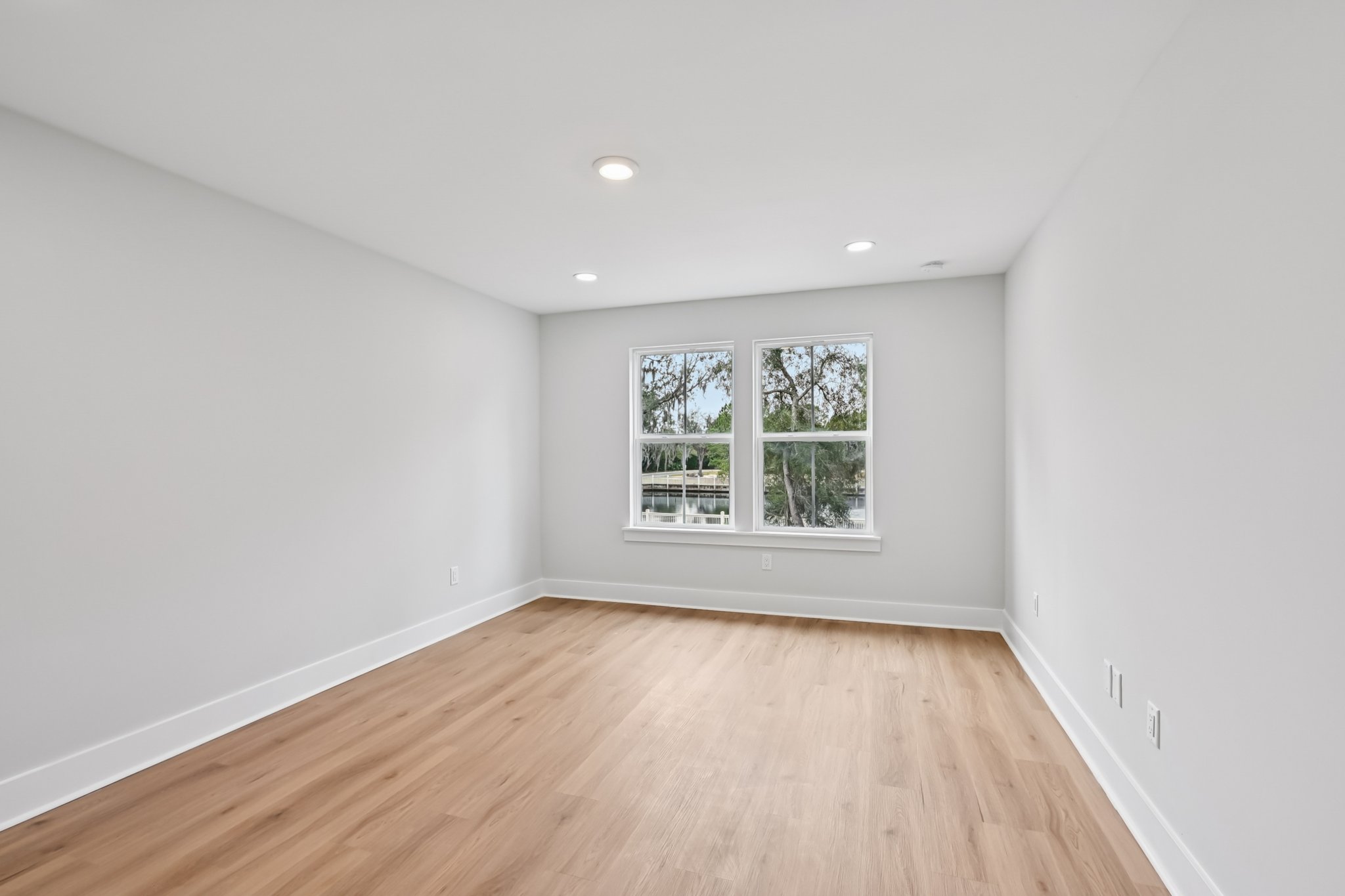 Southern Creek Blvd-S1301-034.jpg