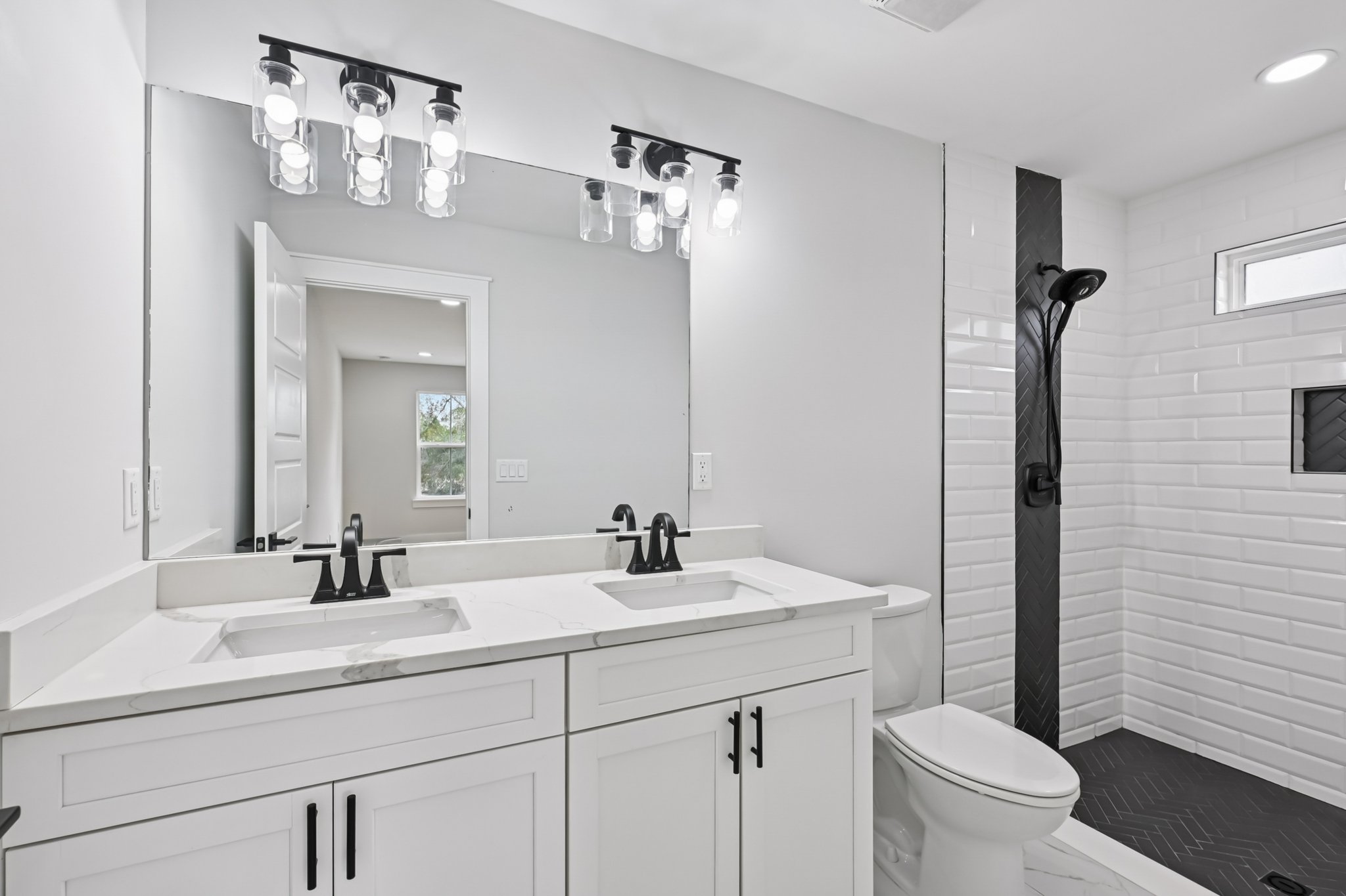 Southern Creek Blvd-S1301-036.jpg