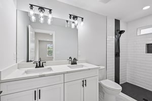 Southern Creek Blvd-S1301-036.jpg