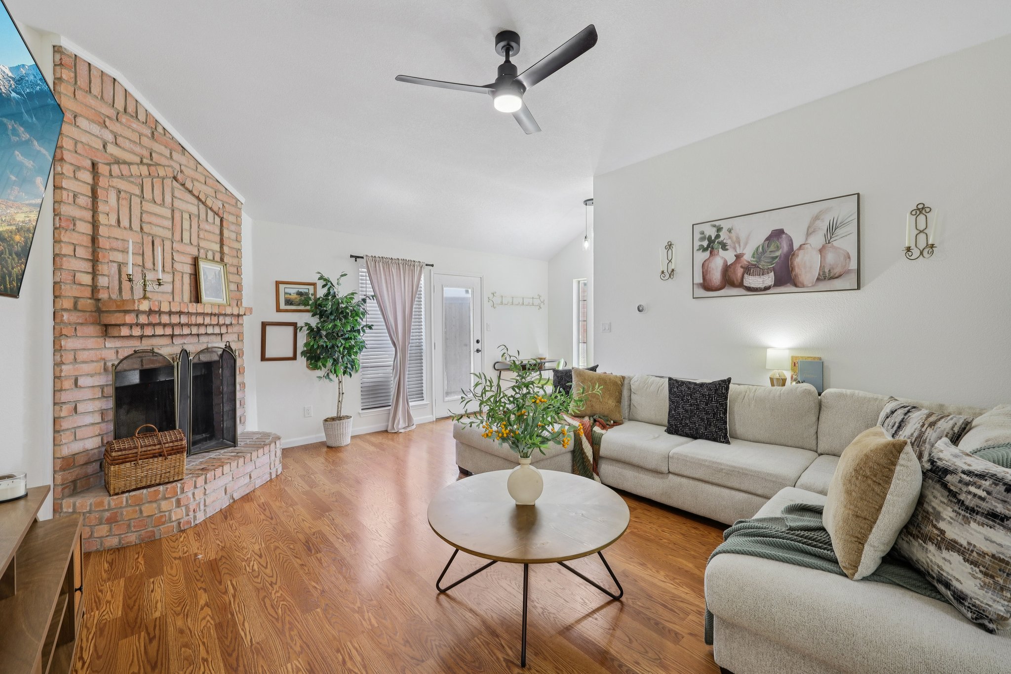Arbor Hill Ct-S1610-006.jpg