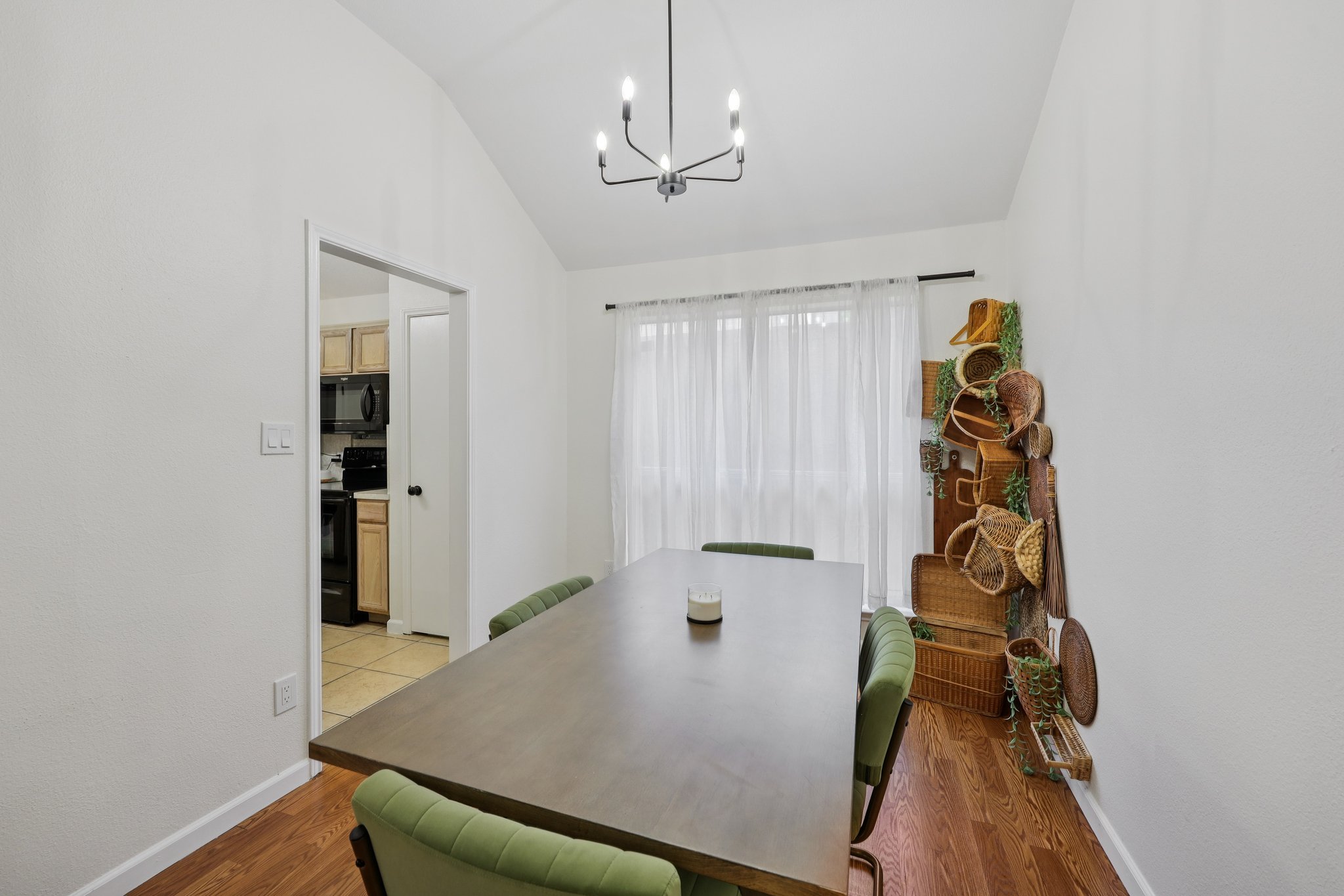 Arbor Hill Ct-S1610-009.jpg