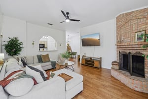 Arbor Hill Ct-S1610-005.jpg