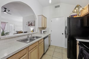 Arbor Hill Ct-S1610-013.jpg