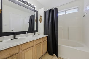 Arbor Hill Ct-S1610-027.jpg