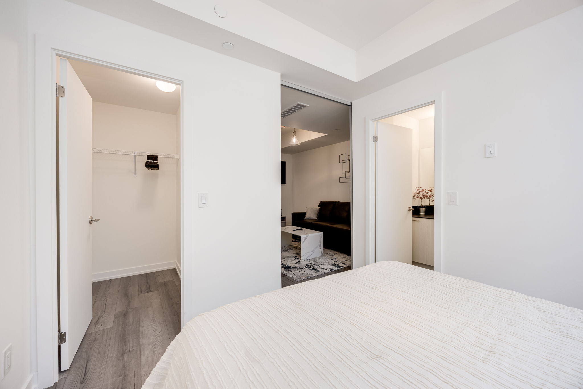 Toronto property showcase — delivered property photograph 11