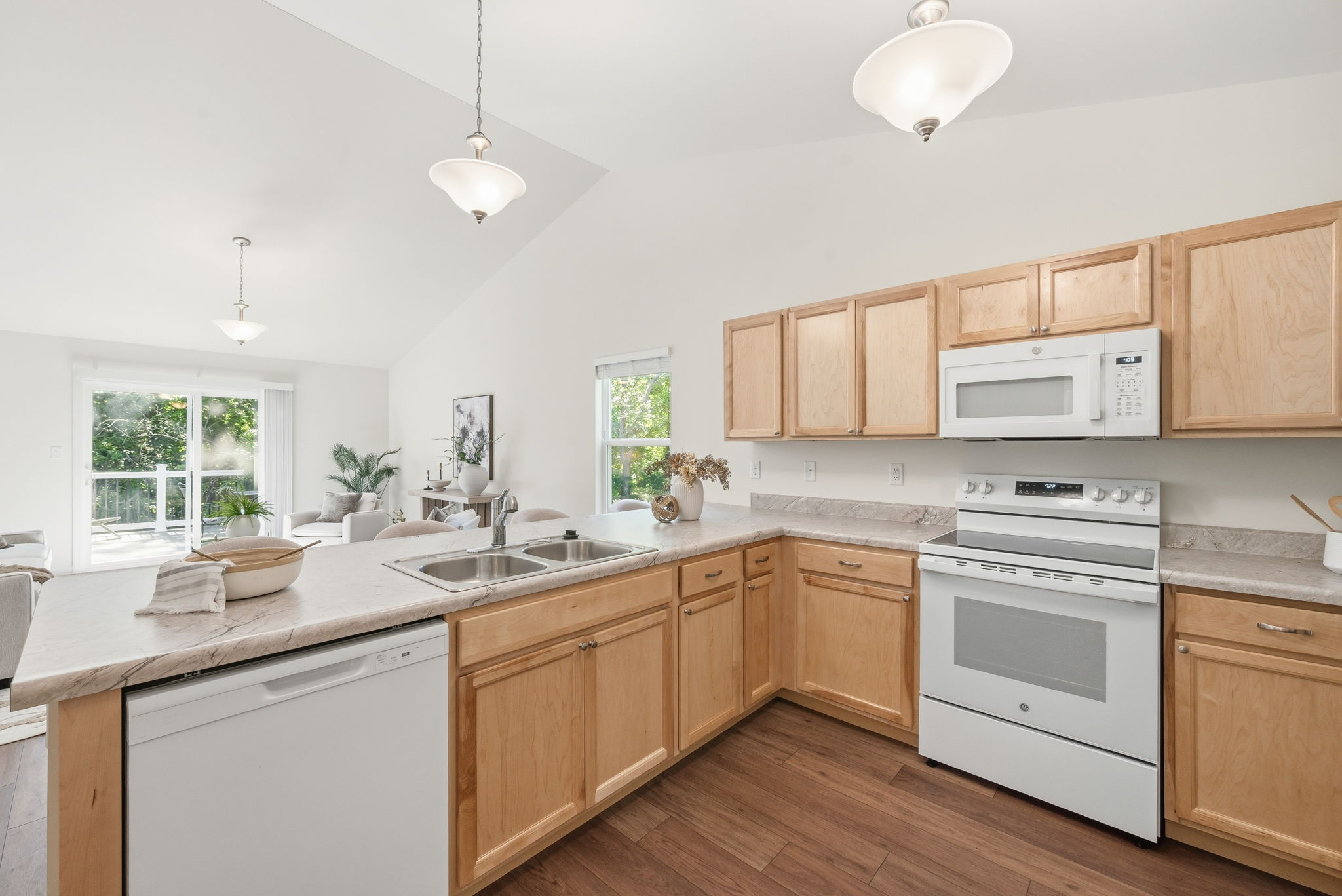  Photo 17