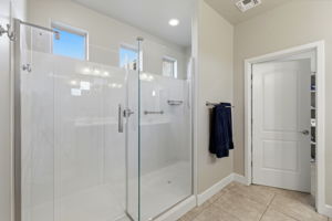 Primary Bathroom (2)