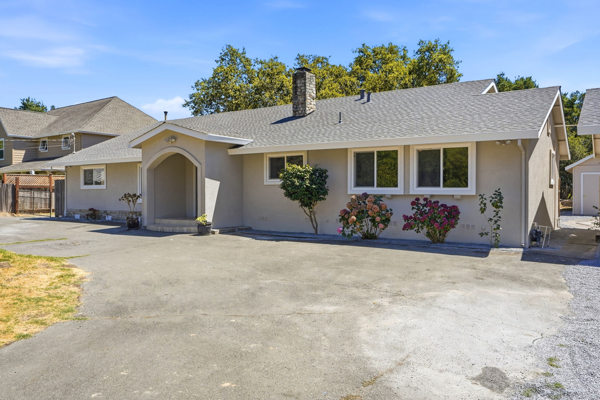 004_F8_8511 Sonoma Ave