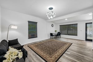 N Branch Ave-S1706-007.jpg