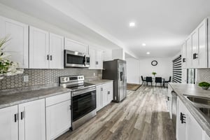 N Branch Ave-S1706-023.jpg