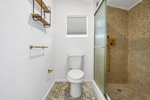 N Branch Ave-S1706-047.jpg
