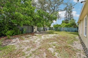 N Branch Ave-S1706-056.jpg