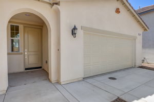 Brotchie Ln-007