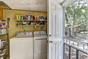 Laundry Room/Back Entry