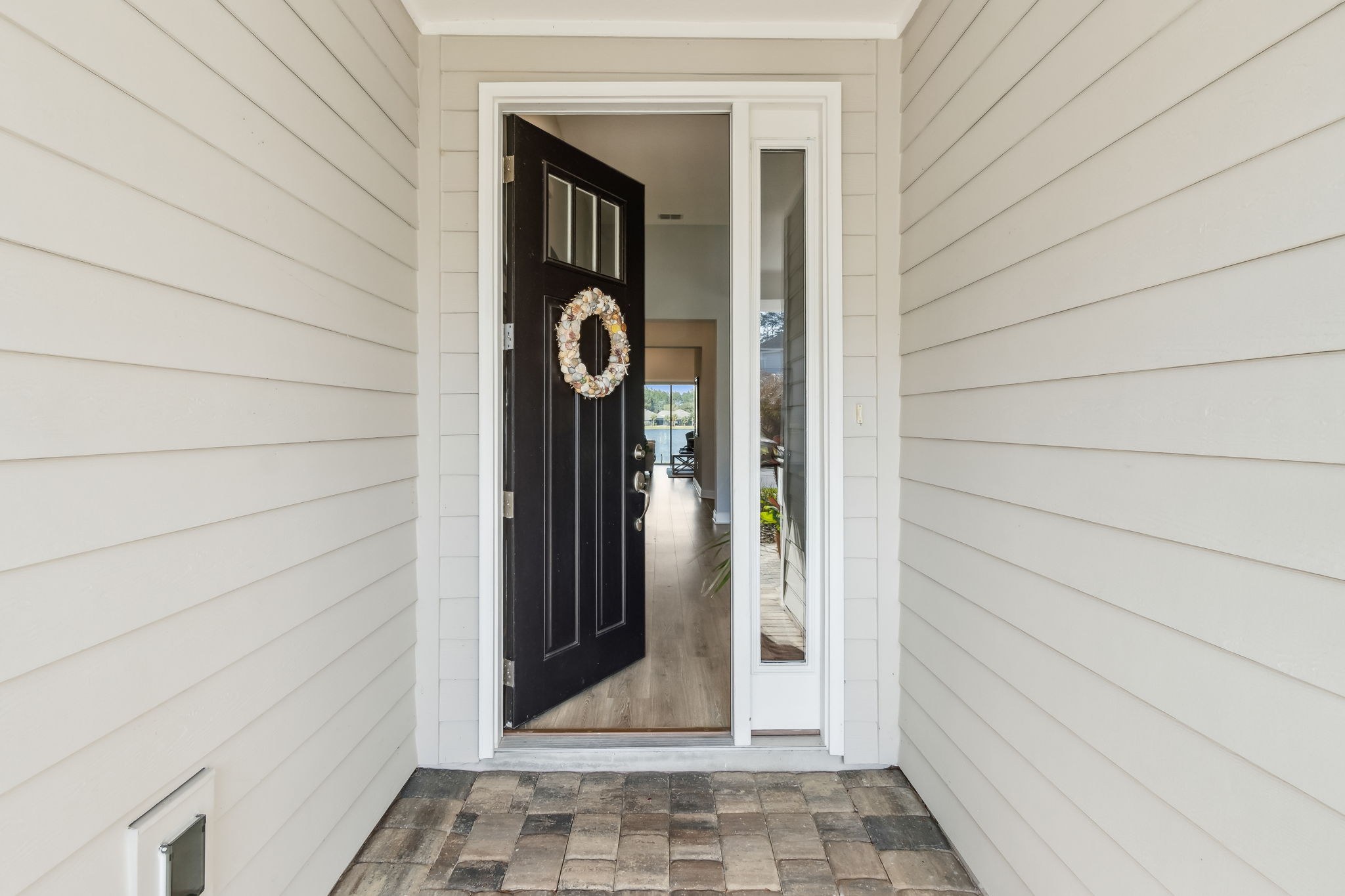 Front Entry Detail