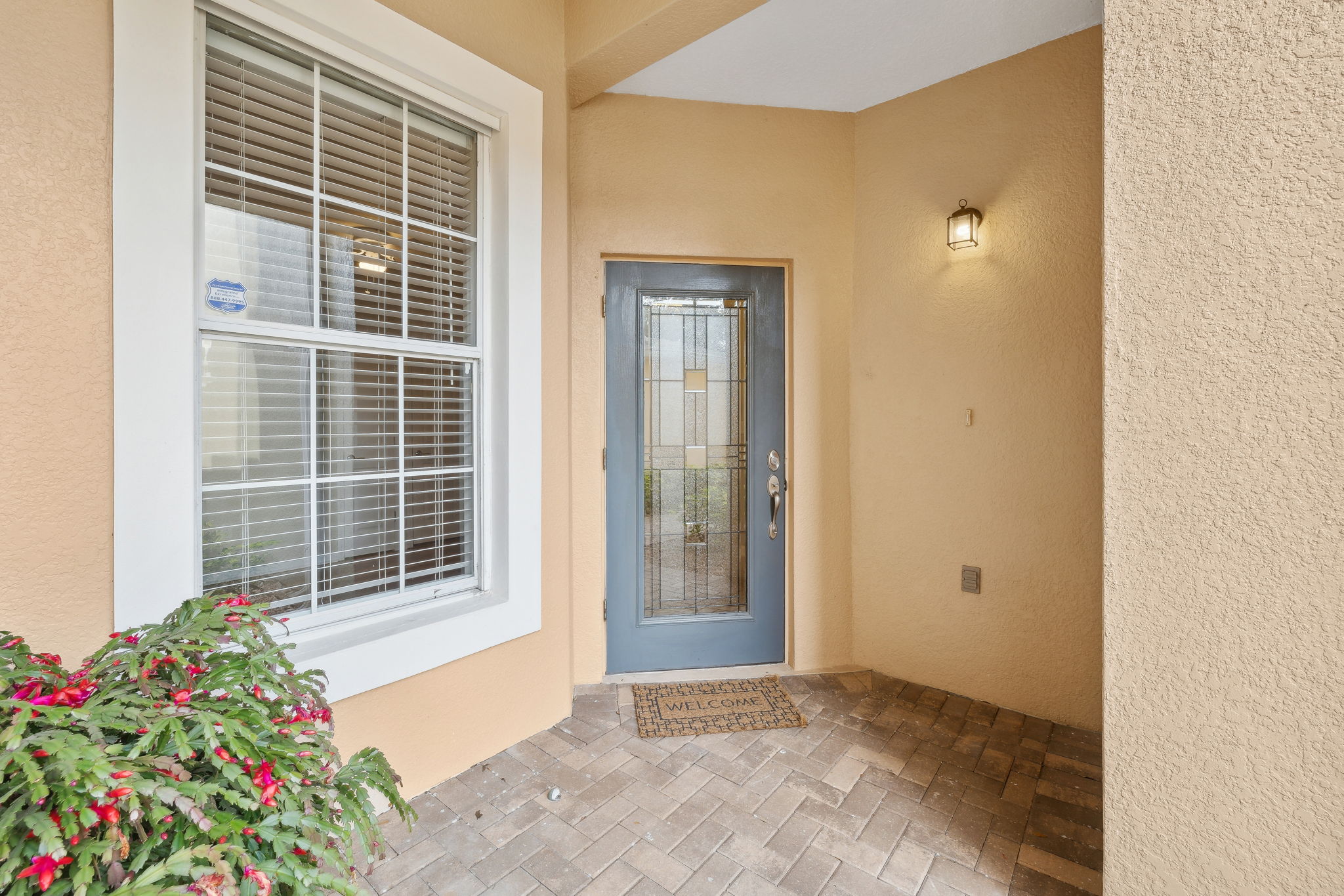 Front Covered Entry with Leaded Glass Door