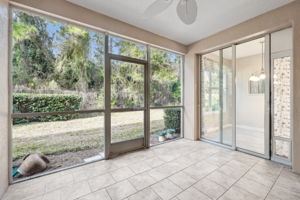 Screened & Tiled Lanai