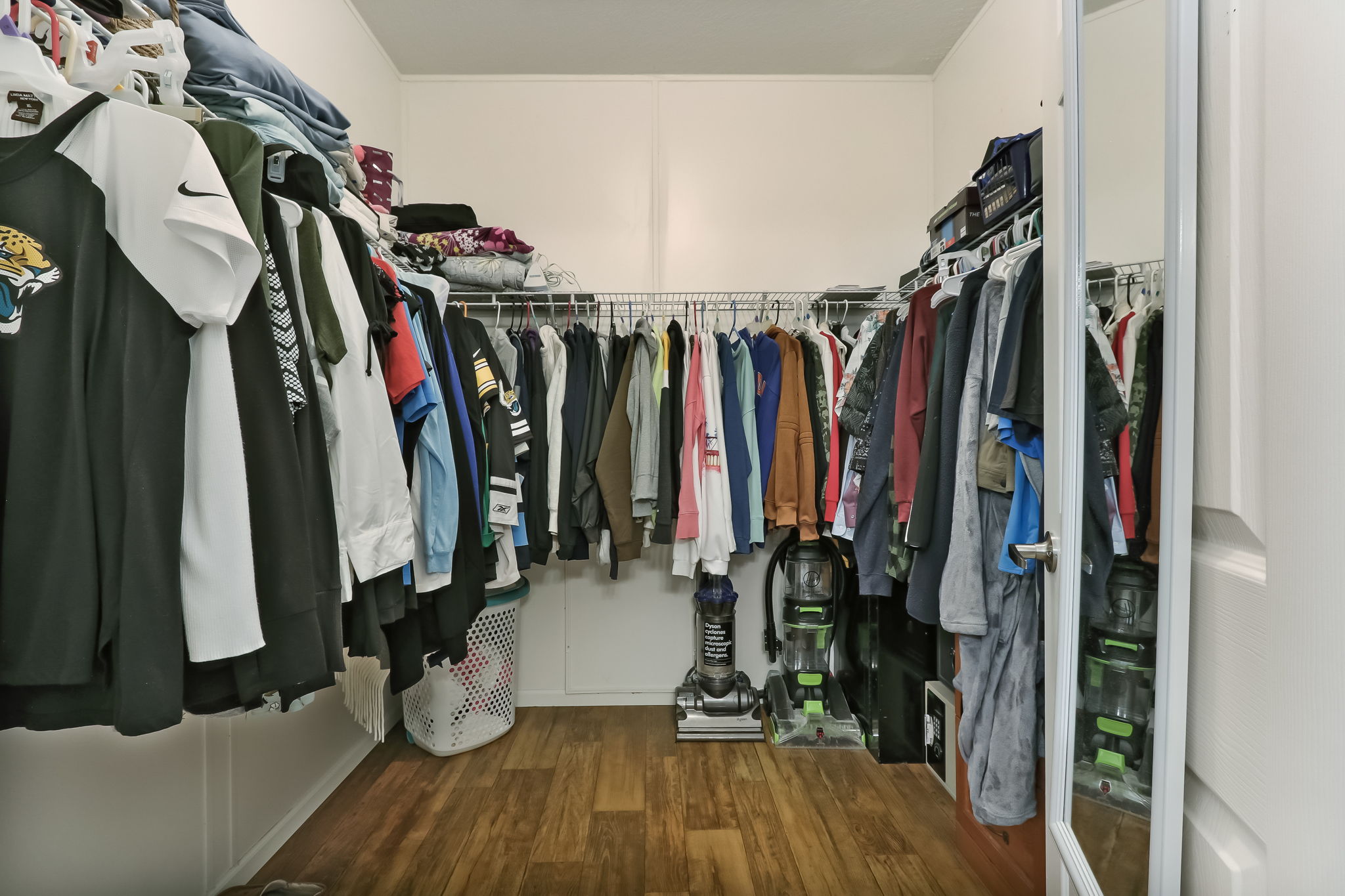 Primary Bedroom Closet