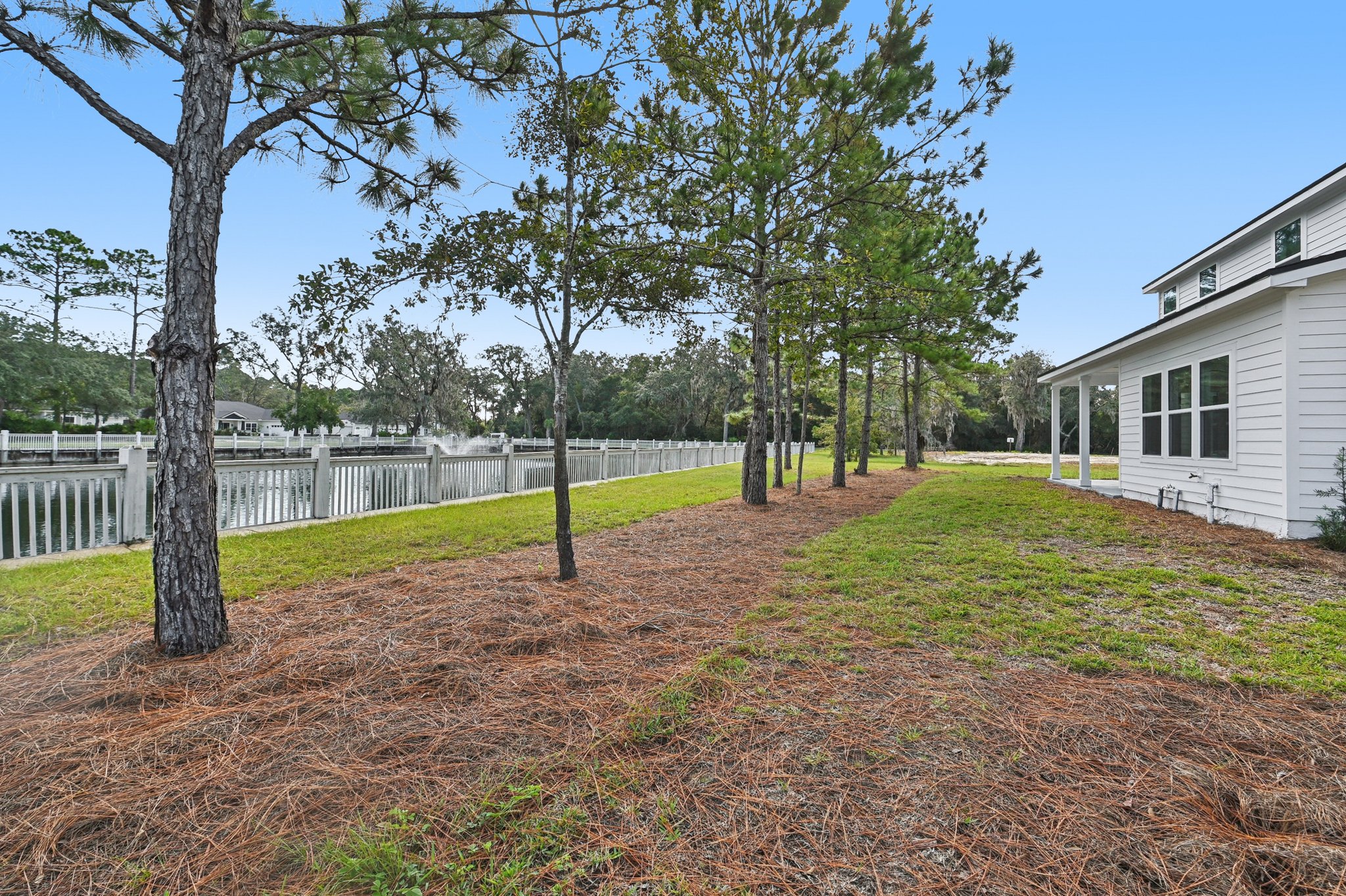 Southern Creek Blvd-S1710-047.jpg