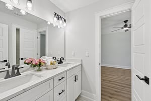 Southern Creek Blvd-S1710-038.jpg