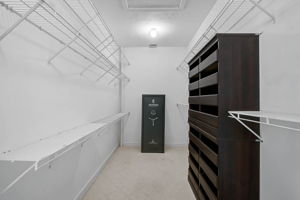 852 Macewen Dr-28