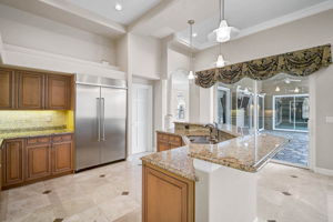 852 Macewen Dr-38