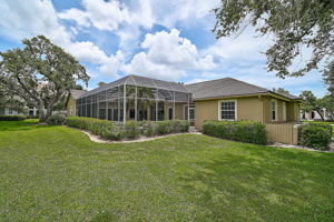 852 Macewen Dr-57
