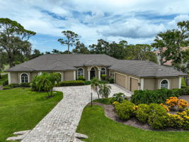 852 Macewen Dr-64