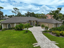 852 Macewen Dr-65