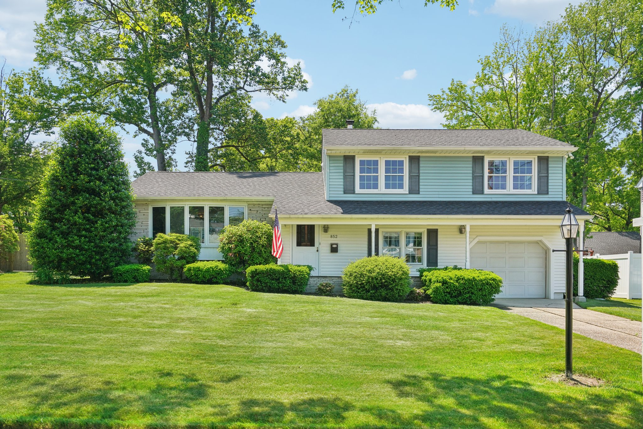 Wayside Ln-001.jpg