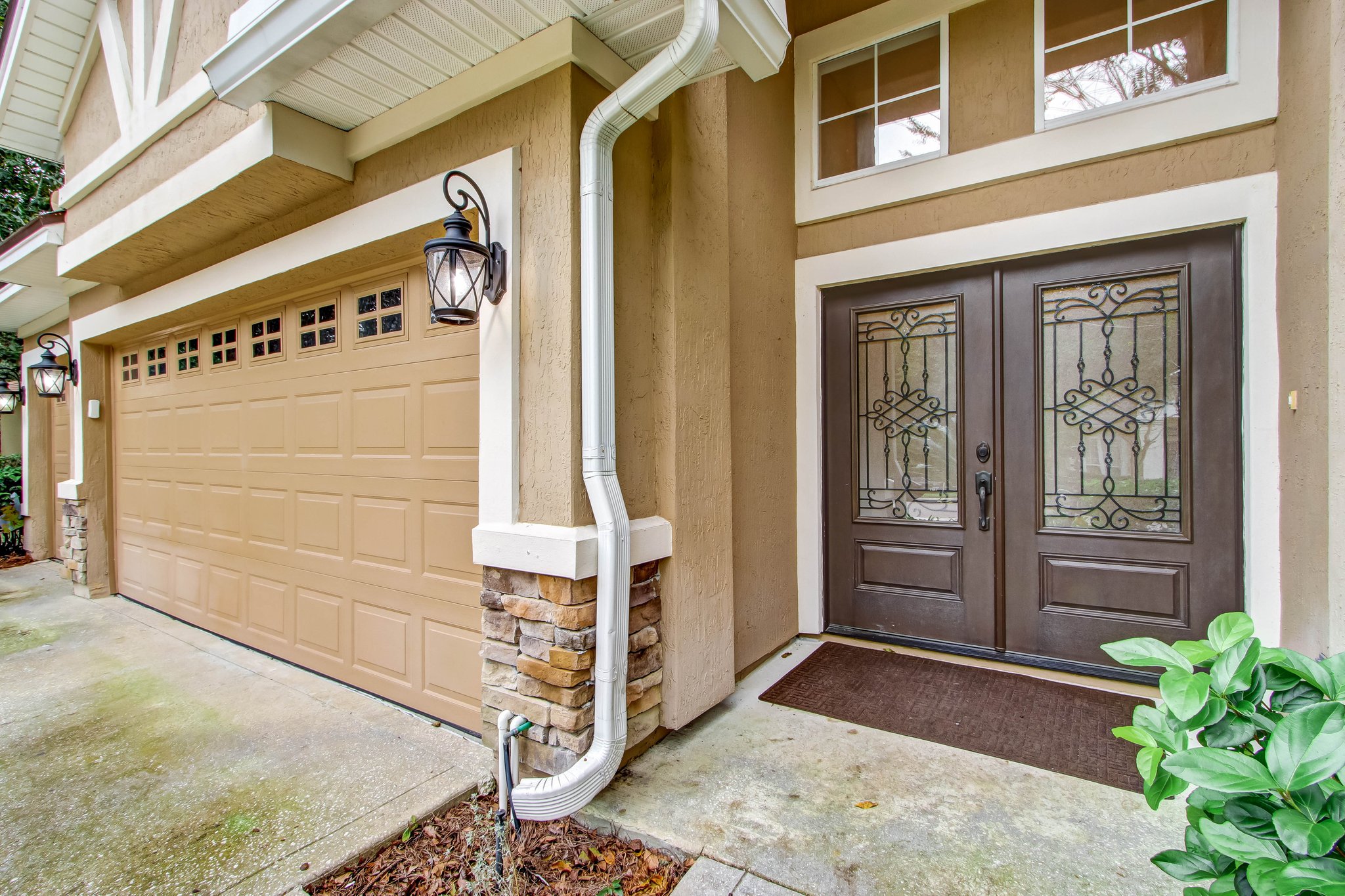Front Entry Detail
