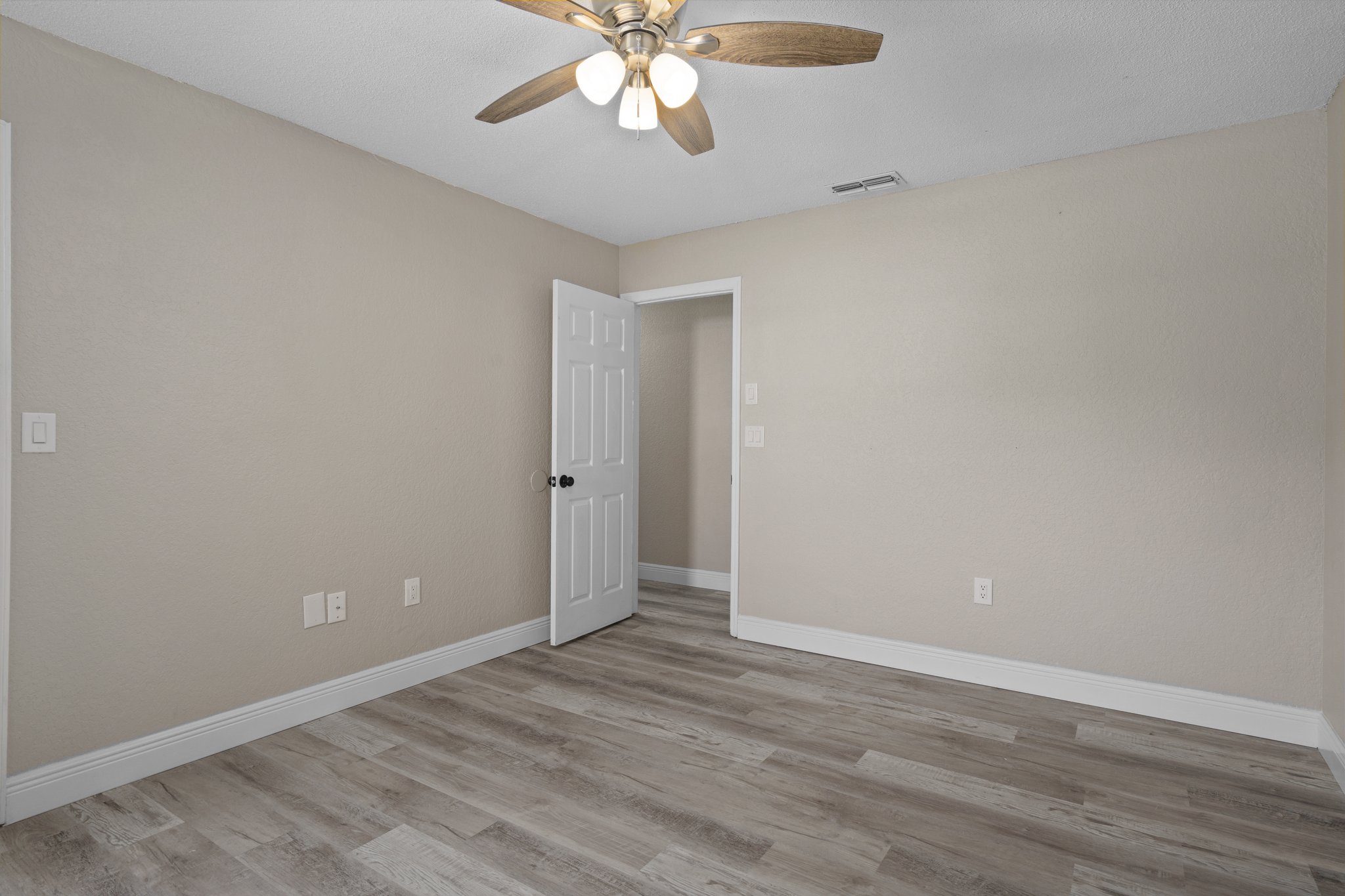 8523 Delaware Dr, Spring Hill, FL 34607, USA Photo 52