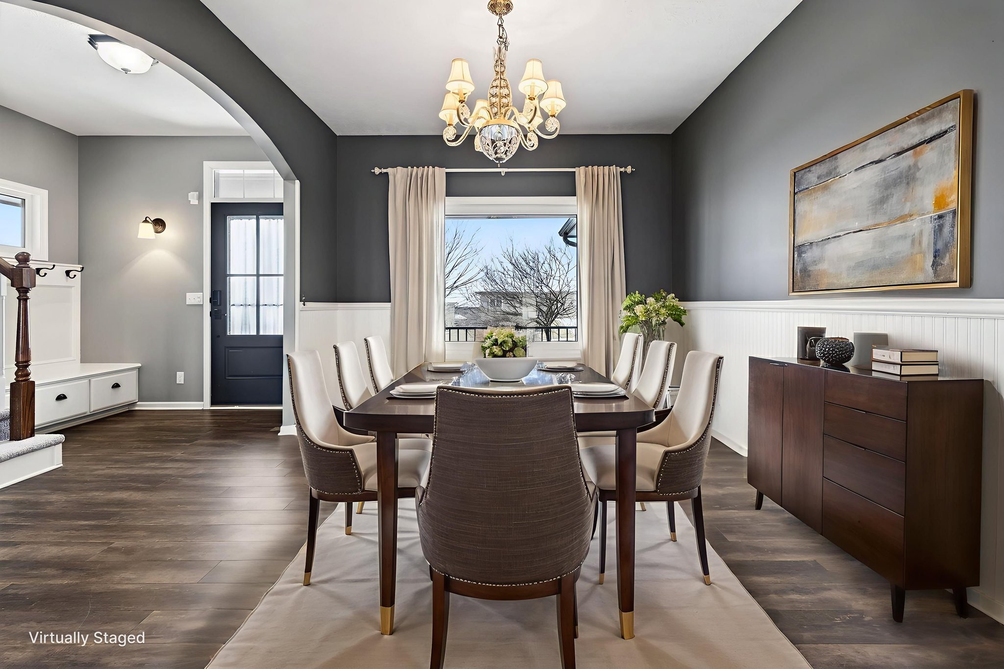DSC04117 virtually staged.jpeg