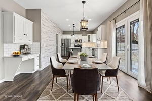 DSC04153 virtually staged.jpeg