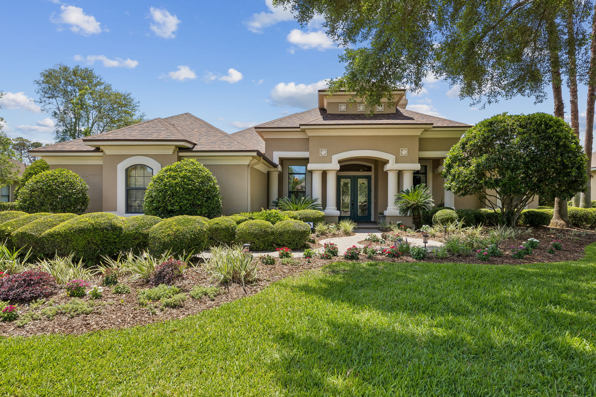 Welcome to 85243 Napeague Dr