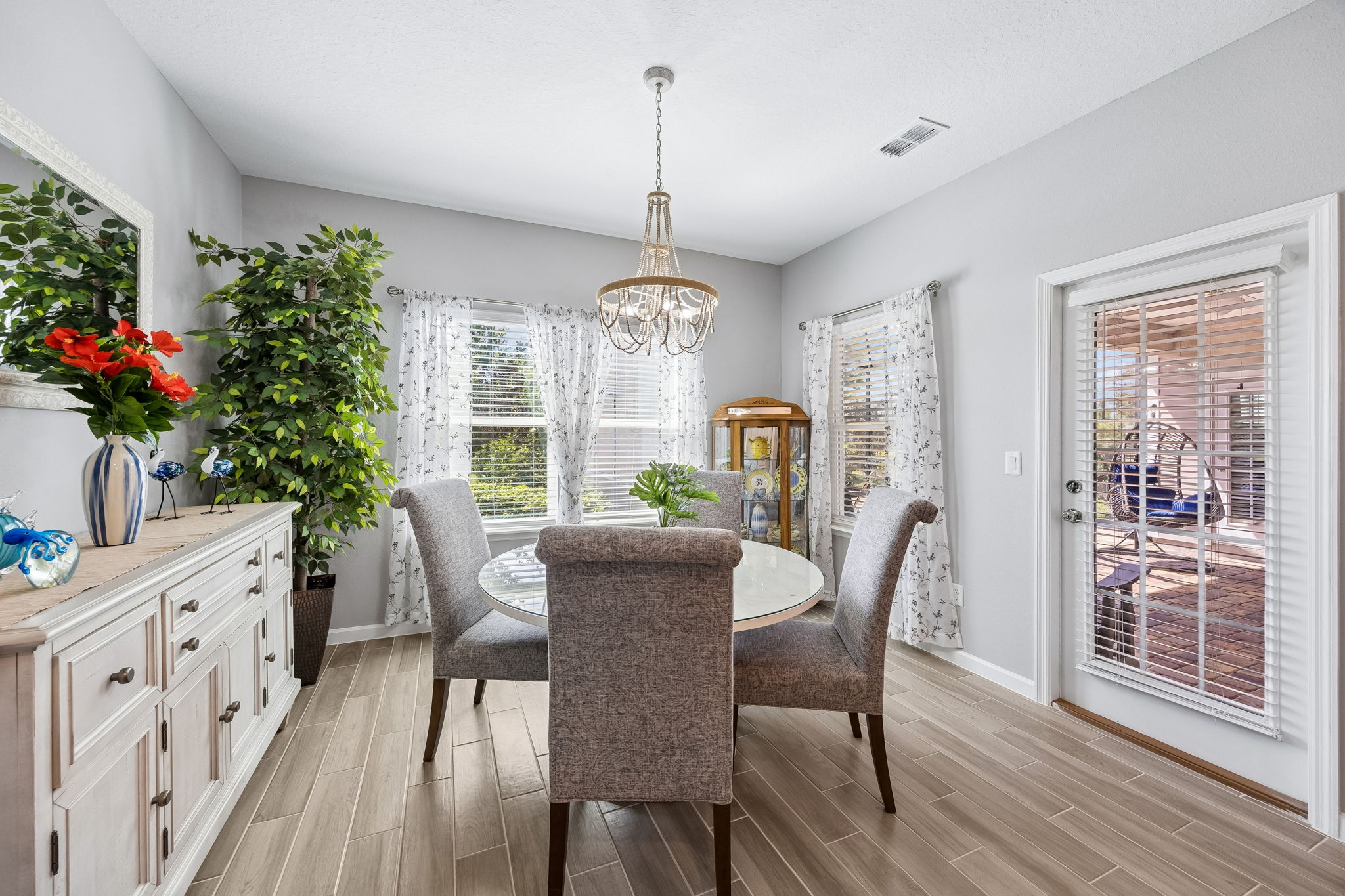 Breakfast Nook