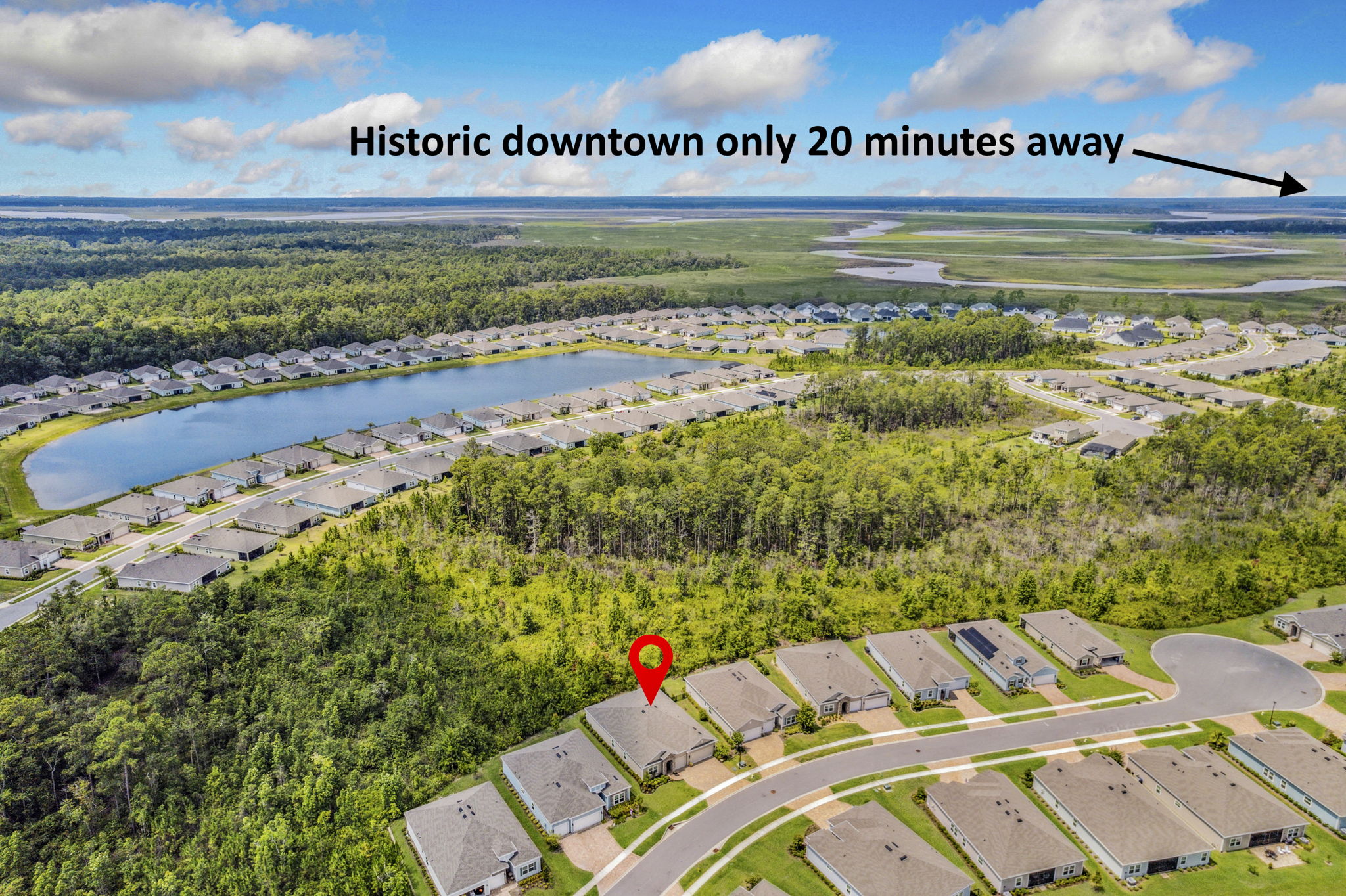 ...its also only 20 minutes away from Amelia Island's 50+ historic blocks of dining, shops and entertainment ...