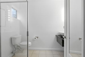  Photo 38
