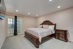  Hearth Dr-017